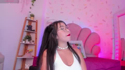 Kylie online show from October 2025 01:42:02 AM