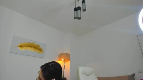 Kylie online show from April 2026 02:05:01 AM