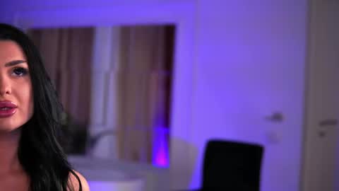 Kylie online show from January 2026 09:51:02 PM