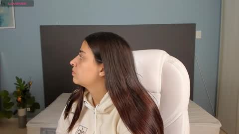 Kylie Reyes  online show from December 2024 07:42:02 PM