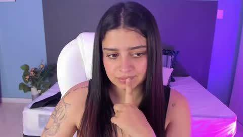 Kylie Reyes  online show from February 2025 07:50:02 PM