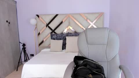 Kylie Reyes  online show from March 2026 08:01:01 PM