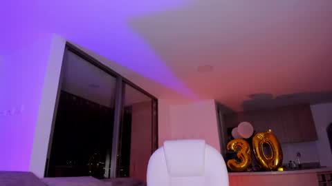 Snapshot of kylie_rox03 chatting on March 2025 06:51:01 AM     online show from March 2025 06:51:01 AM