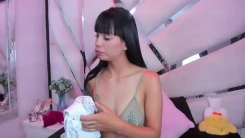 kylie online show from June 2026 03:01:02 AM