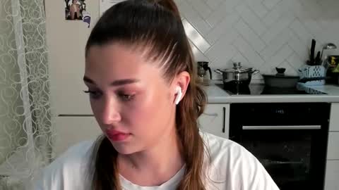 Din online show from September 2025 08:42:01 PM