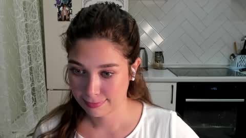 Din online show from October 2025 08:42:02 PM