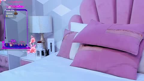 Snapshot of kyliemonnet chatting on January 2025 04:48:02 AM Kylie jl online show from January 2025 04:48:02 AM