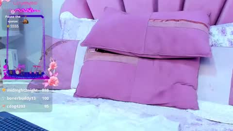 Snapshot of kyliemonnet chatting on February 2025 07:26:01 AM Kylie jl online show from February 2025 07:26:01 AM