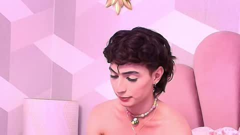 Snapshot of kyliemonnet chatting on November 2025 07:47:02 PM Kylie jl online show from November 2025 07:47:02 PM