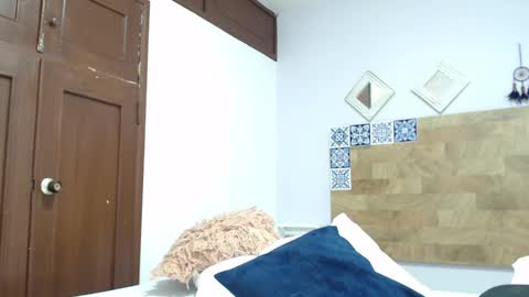 Kylie online show from March 2025 02:01:02 PM