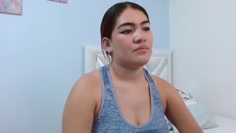 Snapshot of kyliiebaker chatting on July 2026 10:44:01 AM Kylie online show from July 2026 10:44:01 AM