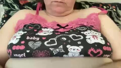 Snapshot of kylorencat chatting on January 2025 03:49:01 PM KYLO online show from January 2025 03:49:01 PM