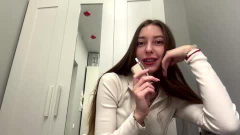 Snapshot of kymberlyrosenlof chatting on March 2026 02:03:01 AM Selena online show from March 2026 02:03:01 AM