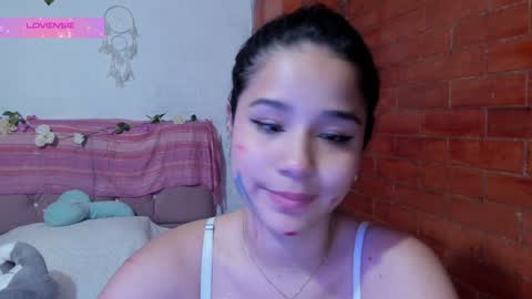 Snapshot of kyomi_beth chatting on January 2025 05:48:01 PM kyomi online show from January 2025 05:48:01 PM