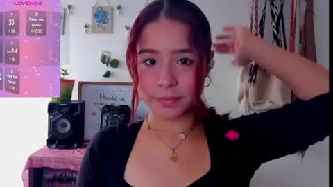 Snapshot of kyomi_beth chatting on November 2025 12:48:01 PM kyomi online show from November 2025 12:48:01 PM