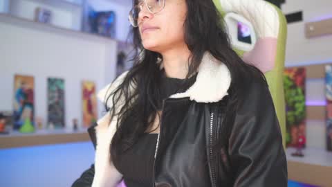 Snapshot of kyomi_chang chatting on January 2025 12:58:01 PM Kyomi online show from January 2025 12:58:01 PM