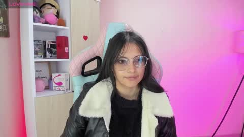 Snapshot of kyomi_chang chatting on February 2025 12:27:02 PM Kyomi online show from February 2025 12:27:02 PM