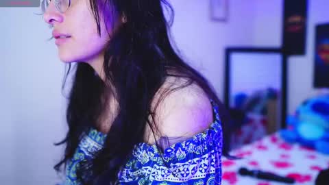 Snapshot of kyomi_chang chatting on February 2025 12:17:02 PM Kyomi online show from February 2025 12:17:02 PM