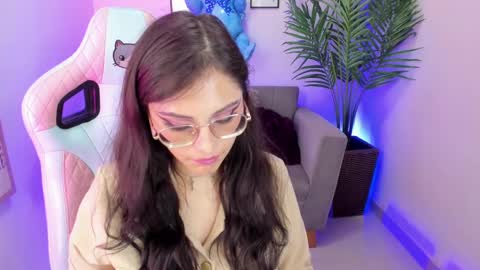 Snapshot of kyomi_chang chatting on March 2025 06:44:01 PM Kyomi online show from March 2025 06:44:01 PM