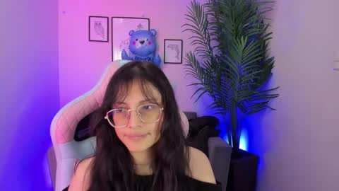 Snapshot of kyomi_chang chatting on March 2025 01:07:01 PM Kyomi online show from March 2025 01:07:01 PM