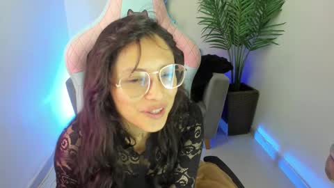 Snapshot of kyomi_chang chatting on March 2025 01:08:01 PM Kyomi online show from March 2025 01:08:01 PM