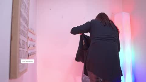 Snapshot of kyomi_chang chatting on October 2025 12:57:02 PM Kyomi online show from October 2025 12:57:02 PM