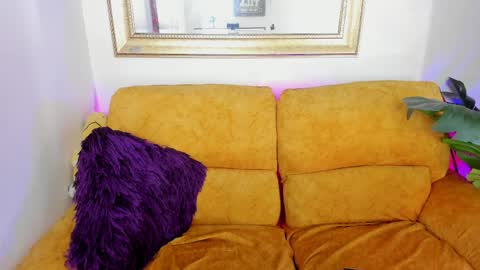 Kyomi online show from April 2026 01:34:02 PM