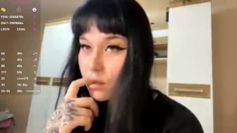 Eva online show from November 2025 10:34:02 AM