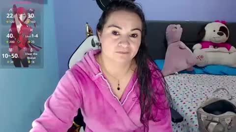 Kyra online show from April 2026 01:25:01 AM