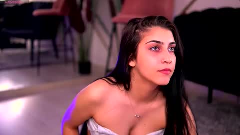 Snapshot of kyrabliss chatting on December 2025 07:40:02 PM Maria online show from December 2025 07:40:02 PM