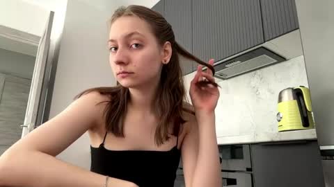 Kira online show from June 2026 12:18:01 PM