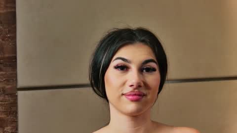 Snapshot of kyrahill_ chatting on December 2024 11:39:02 PM Kyra online show from December 2024 11:39:02 PM