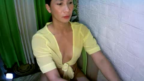 Snapshot of kyutshyne chatting on November 2025 03:38:02 AM kyutshyne online show from November 2025 03:38:02 AM