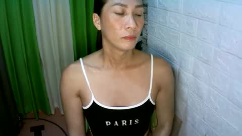 Snapshot of kyutshyne chatting on November 2025 03:01:02 PM kyutshyne online show from November 2025 03:01:02 PM