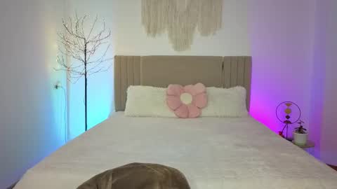 Margo  online show from February 2026 02:13:01 PM