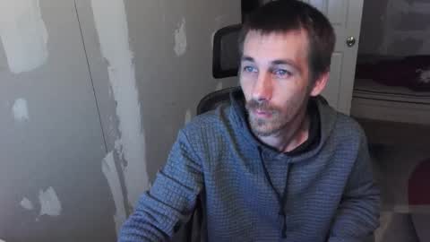 Snapshot of l1v1nth3dr3am chatting on September 2025 02:57:01 AM l1v1nth3dr3am online show from September 2025 02:57:01 AM