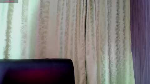 Snapshot of la_parce777 chatting on December 2024 06:33:01 AM Victoria online show from December 2024 06:33:01 AM