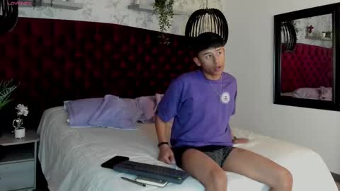 Snapshot of labrinthteasing chatting on March 2025 08:16:02 PM labrinthteasing online show from March 2025 08:16:02 PM