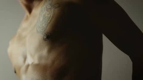 Snapshot of labrinthteasing chatting on September 2025 12:05:01 PM labrinthteasing online show from September 2025 12:05:01 PM