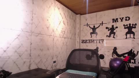 Snapshot of labrinthteasing chatting on November 2025 01:02:01 PM labrinthteasing online show from November 2025 01:02:01 PM