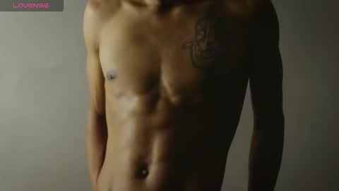 Snapshot of labrinthteasing chatting on December 2025 12:21:02 PM labrinthteasing online show from December 2025 12:21:02 PM