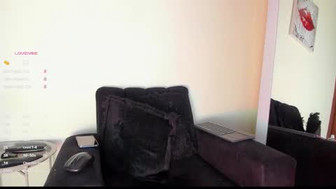 Snapshot of lace_victoria chatting on November 2025 11:37:02 PM lace_victoria online show from November 2025 11:37:02 PM