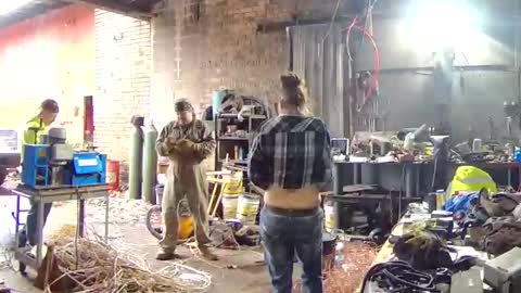 Snapshot of lacedinleather chatting on October 2025 04:52:01 PM LacedInLeather online show from October 2025 04:52:01 PM