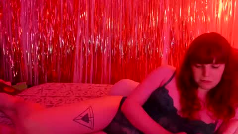 Snapshot of laceylust666 chatting on September 2025 04:11:02 AM Chelsea Poe online show from September 2025 04:11:02 AM