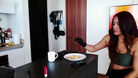 Snapshot of lachicadelcan chatting on November 2025 02:27:02 PM Jazmin online show from November 2025 02:27:02 PM