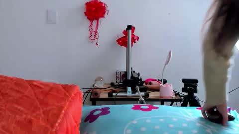 LACI LOST online show from February 2026 06:17:01 PM