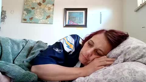 lacybell online show from January 2025 08:37:02 PM