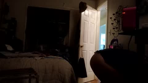 lacybell online show from November 2025 03:07:01 AM