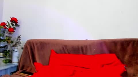 Snapshot of ladenandjuan chatting on March 2025 09:45:02 PM Laden And Juan online show from March 2025 09:45:02 PM