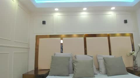 Lady  online show from April 2026 02:27:02 PM